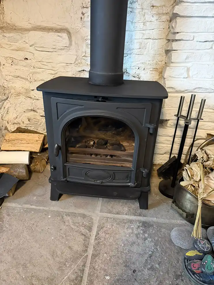 Log burner after cleaned by Hadrian Chimney Sweeps
